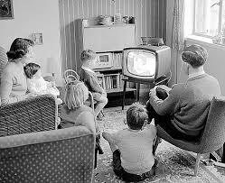 Family in front of TV 1